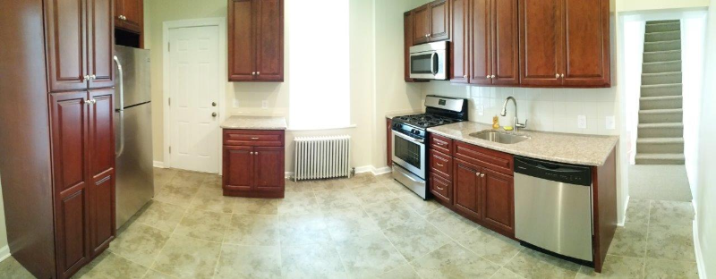 3757 Cresson St - Photo 3 of 6