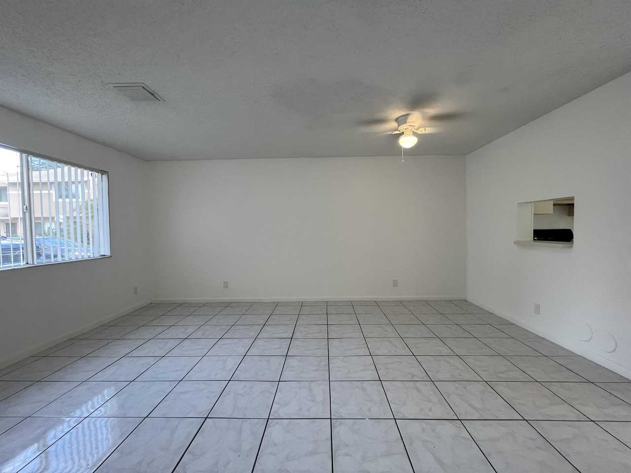 1419 Sussex Dr #497 - Photo 5 of 21