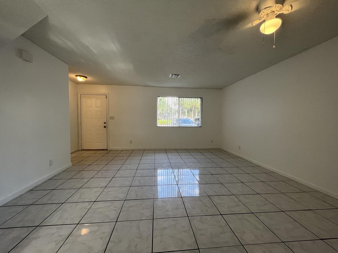 1419 Sussex Dr #497 - Photo 6 of 21