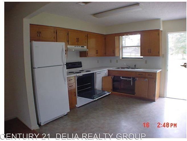 745 North Texas - Photo 2 of 6