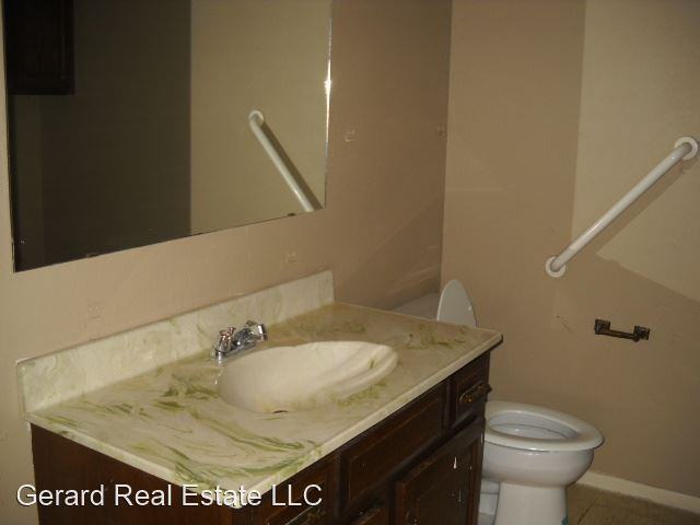 925 Minter Ln - Photo 2 of 10