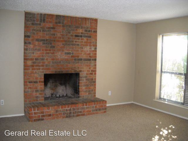 925 Minter Ln - Photo 3 of 10