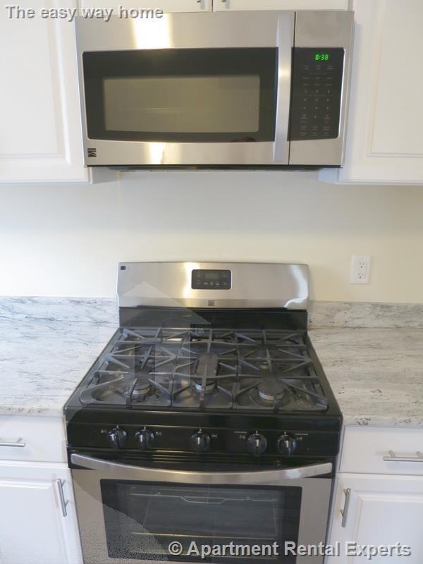 454 Broadway #2 - Photo 3 of 16