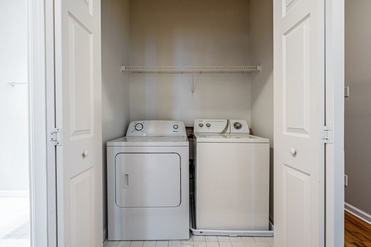 Plaza Ave Sw - Photo 2 of 14