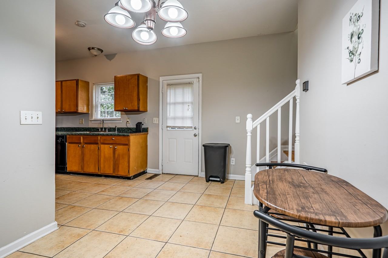 Plaza Ave Sw - Photo 6 of 14