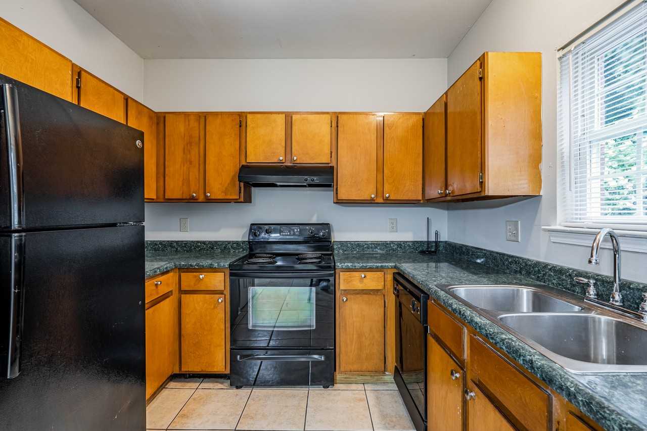 Plaza Ave Sw - Photo 5 of 14