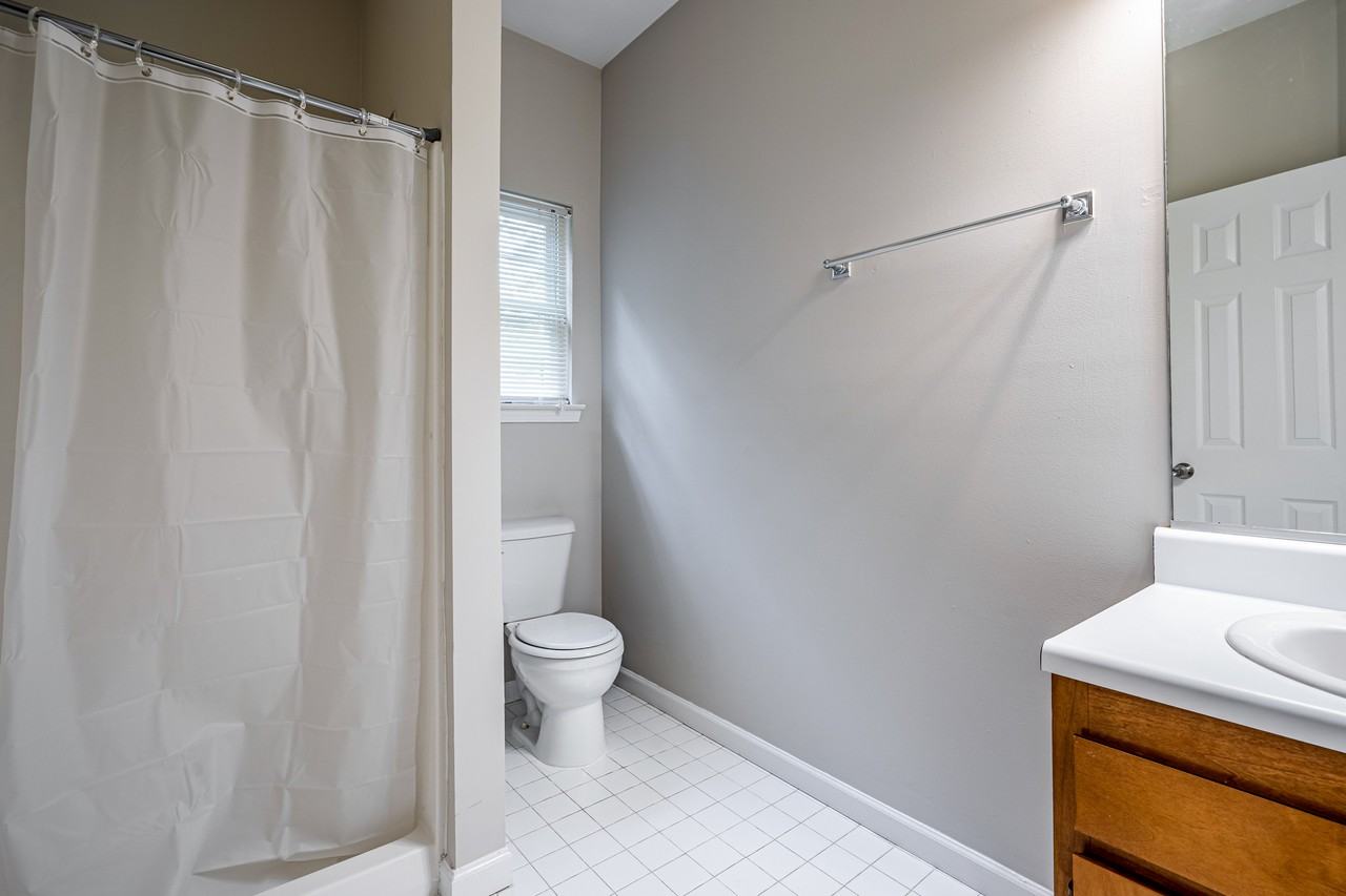 Plaza Ave Sw - Photo 7 of 14