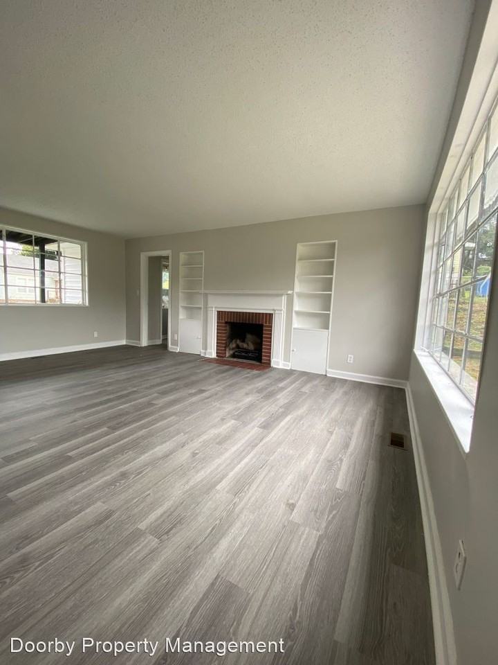 3104 Rockmeade Dr - Photo 3 of 18