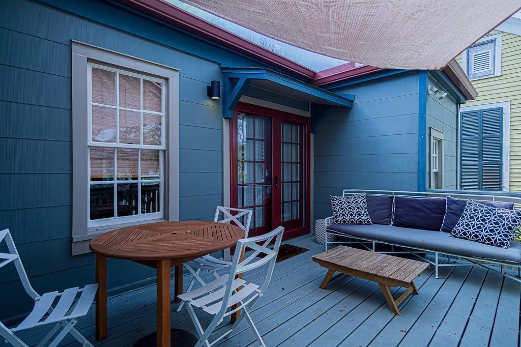 1223 18th St - Photo 2 of 35