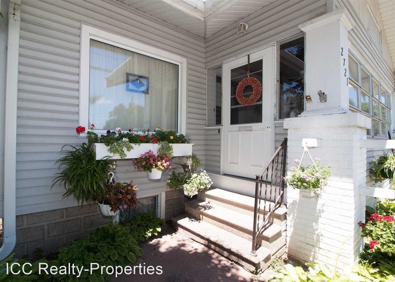 2721 15th St - Photo 2 of 18