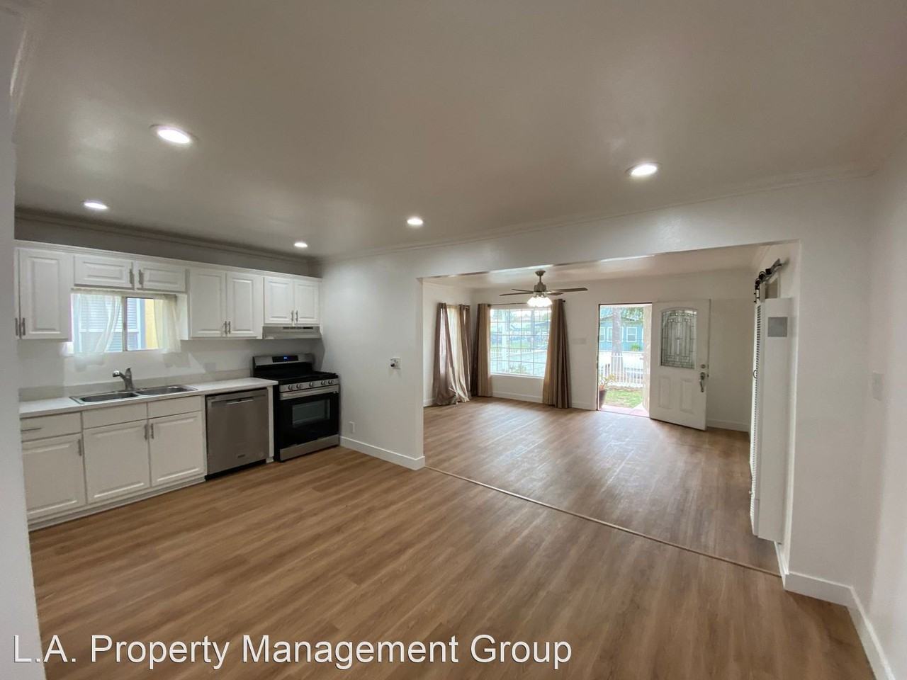 1126 S Flower St - Photo 3 of 29