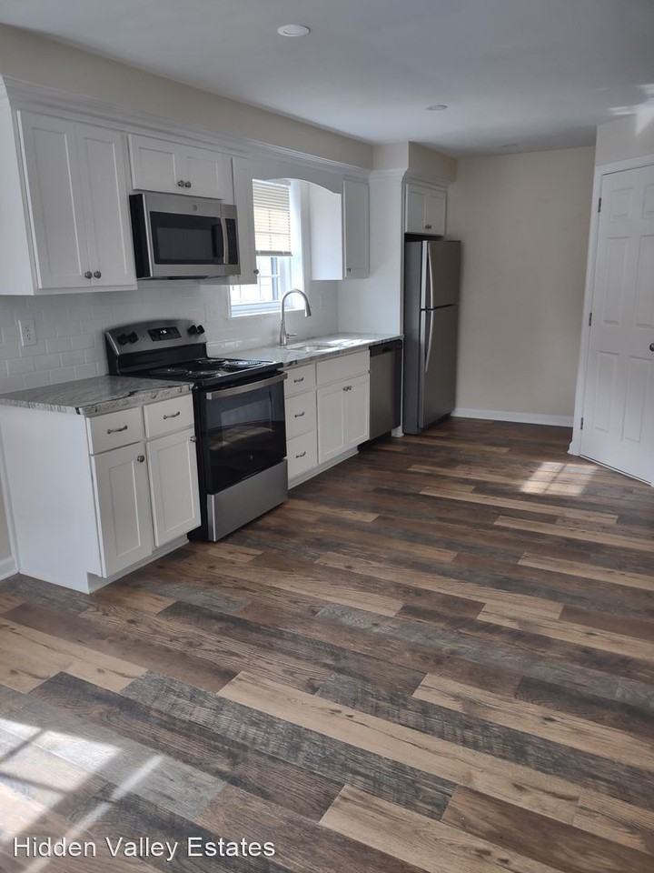 49 Chestnut Street - Photo 3 of 7