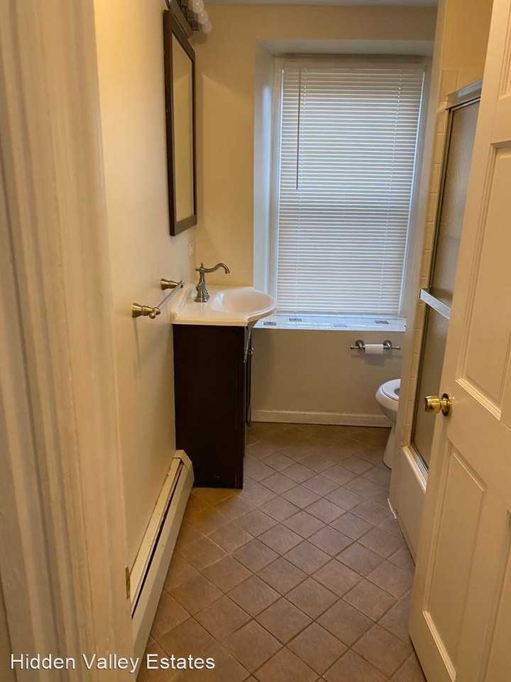 945 Old Wilmington Rd. - Photo 3 of 7