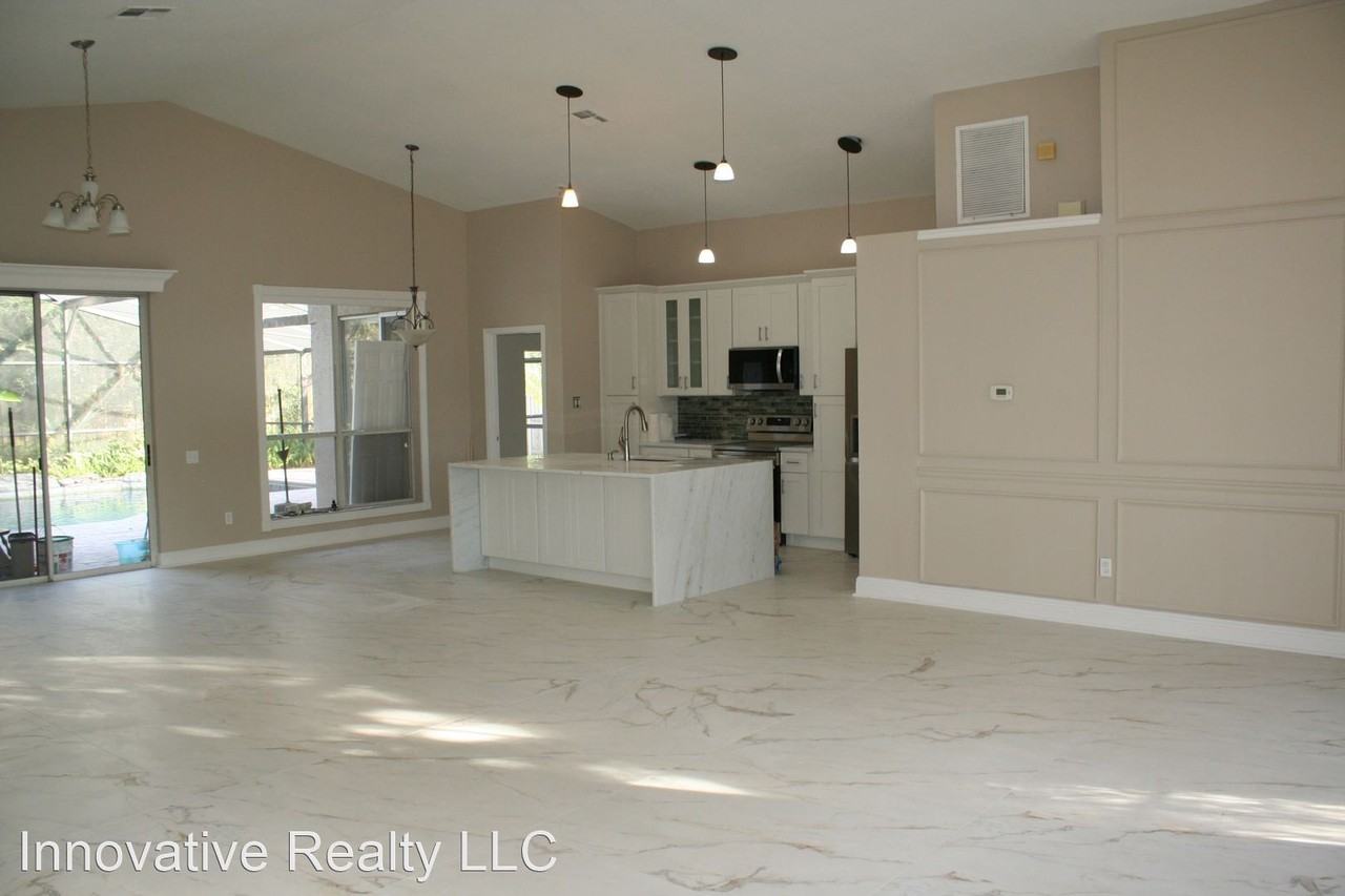 1028 Kerwood Cir - Photo 2 of 22