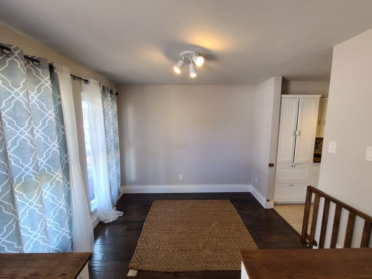 3818 Mediterranean St - Photo 4 of 30