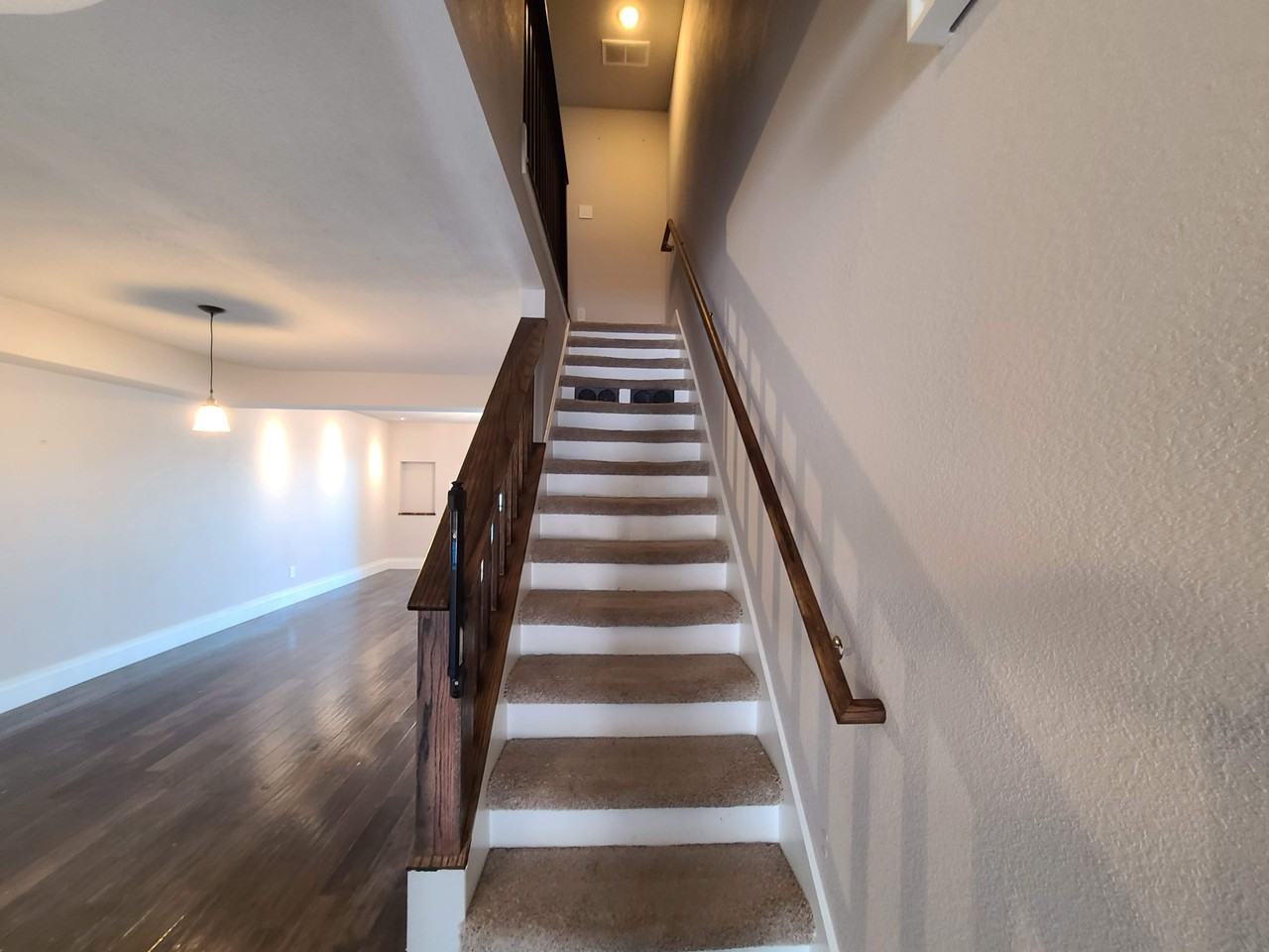 3818 Mediterranean St - Photo 5 of 30