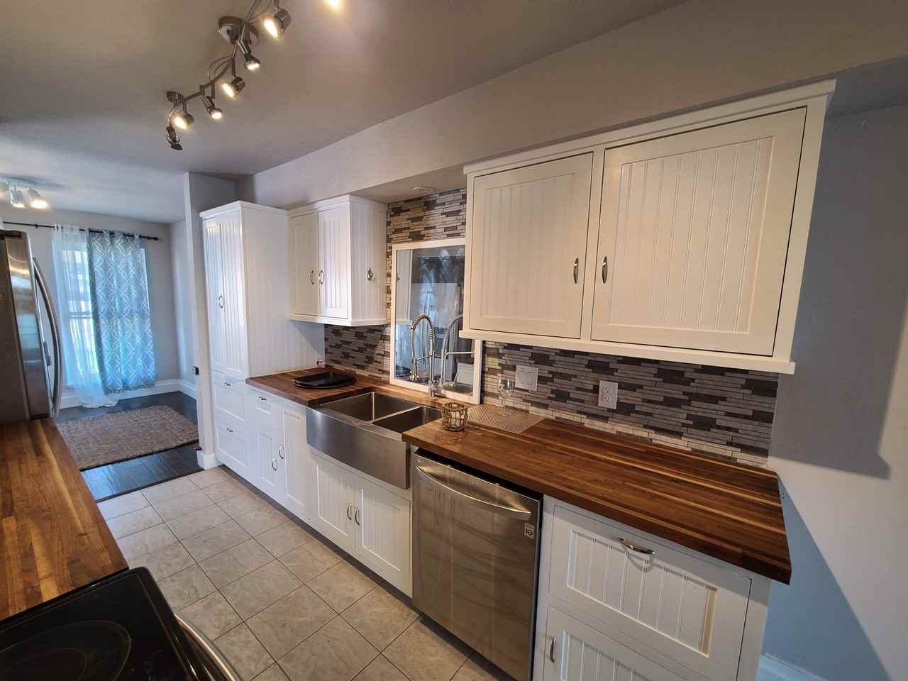 3818 Mediterranean St - Photo 7 of 30