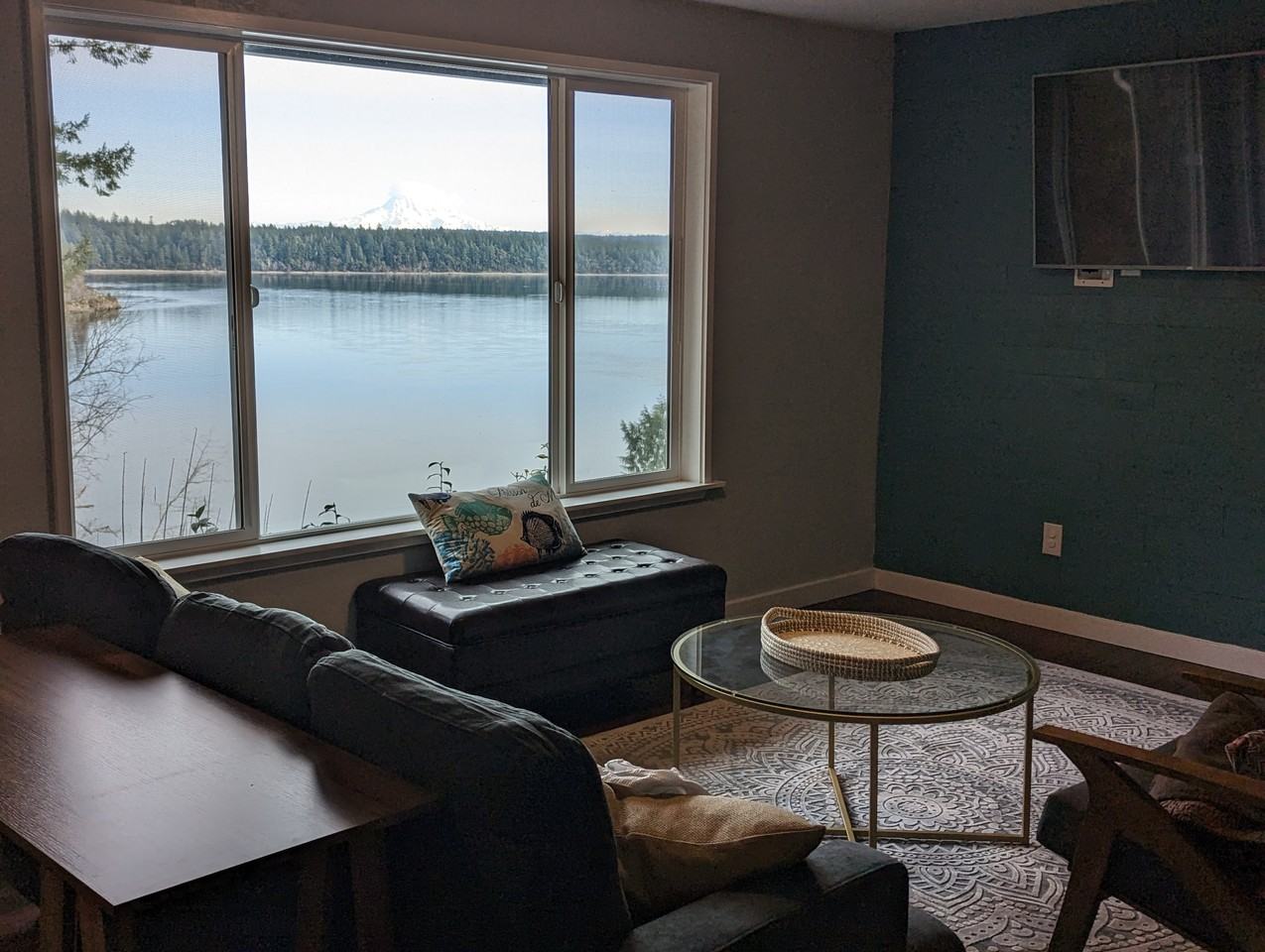 1021 E Benson Loop - Photo 3 of 30