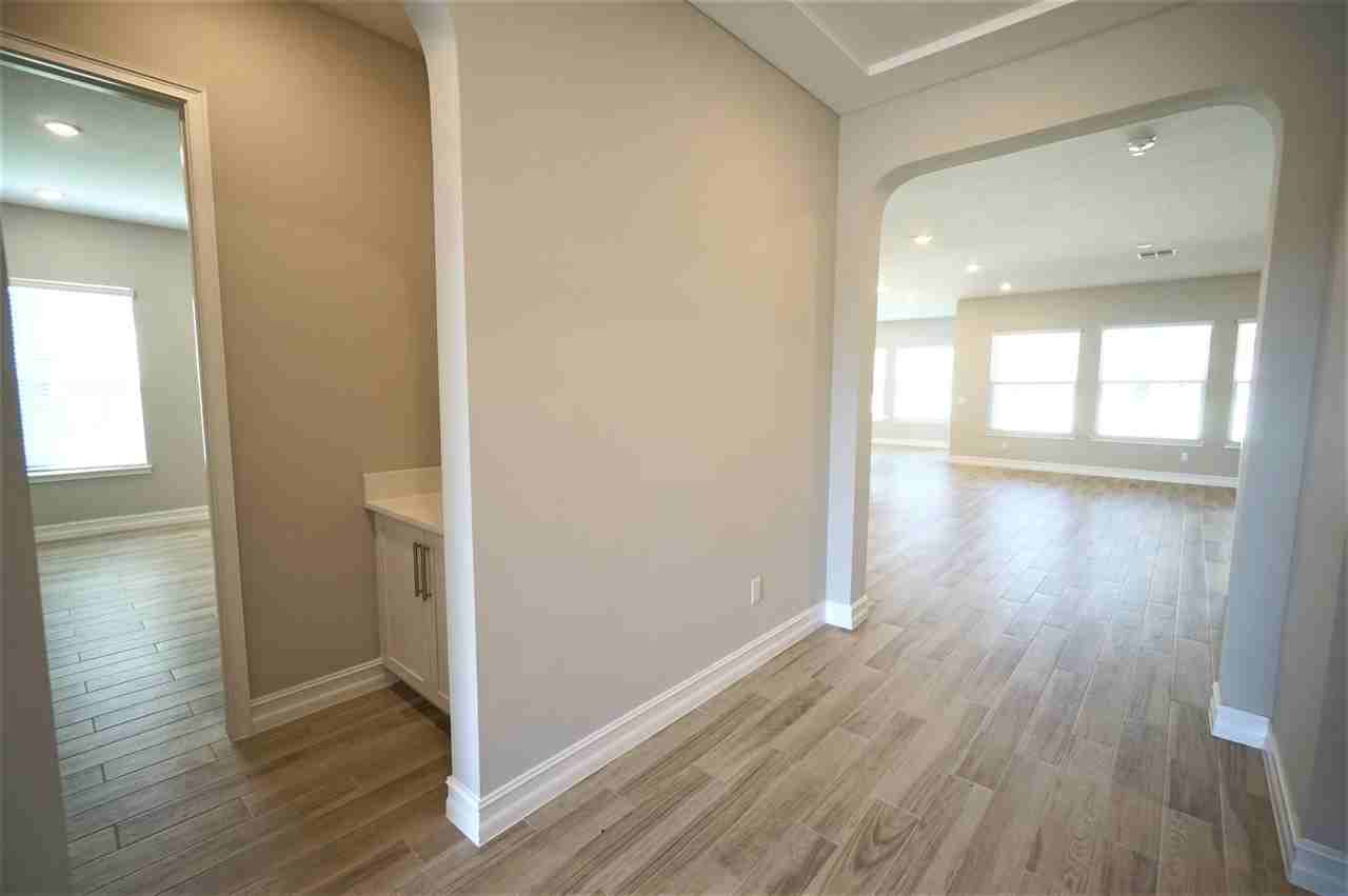 19817 Cypress Bridge Dr - Photo 3 of 28