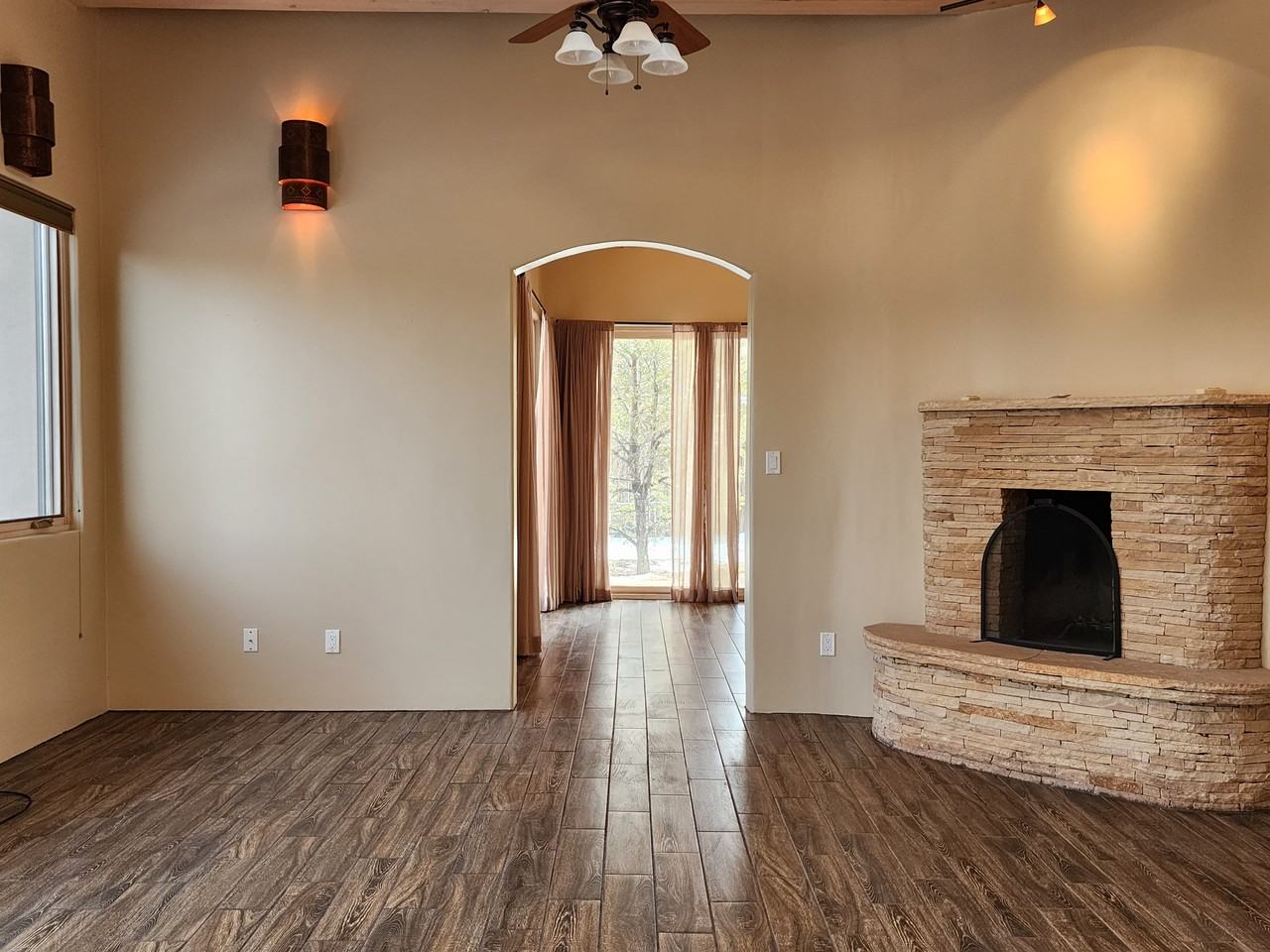 48 Sundance Dr - Photo 2 of 33