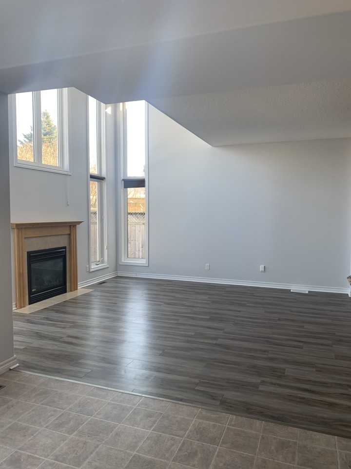 500 Conservatory Dr - Photo 3 of 13