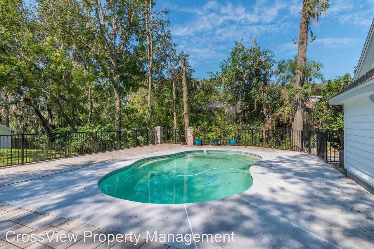 12744 Magnolia Point Ln - Photo 2 of 27