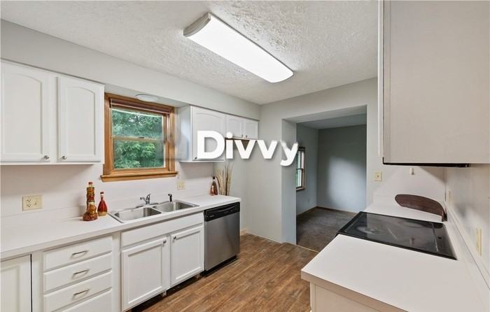 2801 Shepler Church Rd - Photo 2 of 5