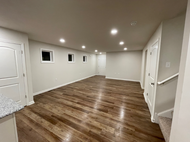 141 Caymus Dr - Photo 2 of 14