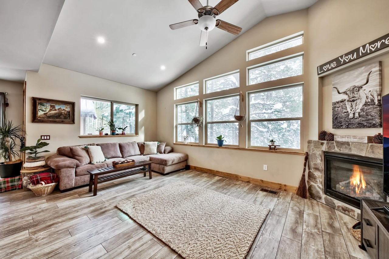11336 Wolverine Circle - Photo 2 of 20