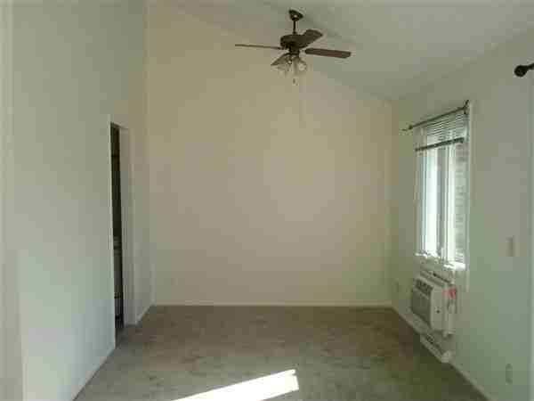 Branford Hills Condos - Photo 3 of 3