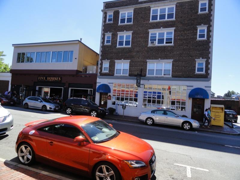 405 Highland Ave #31 - Photo 4 of 5