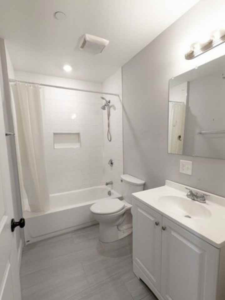 141 Boston St #2 - Photo 7 of 41