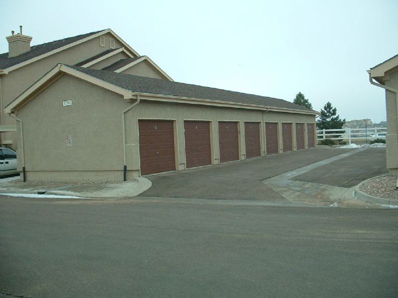 3715 Riviera Grove - Photo 3 of 8