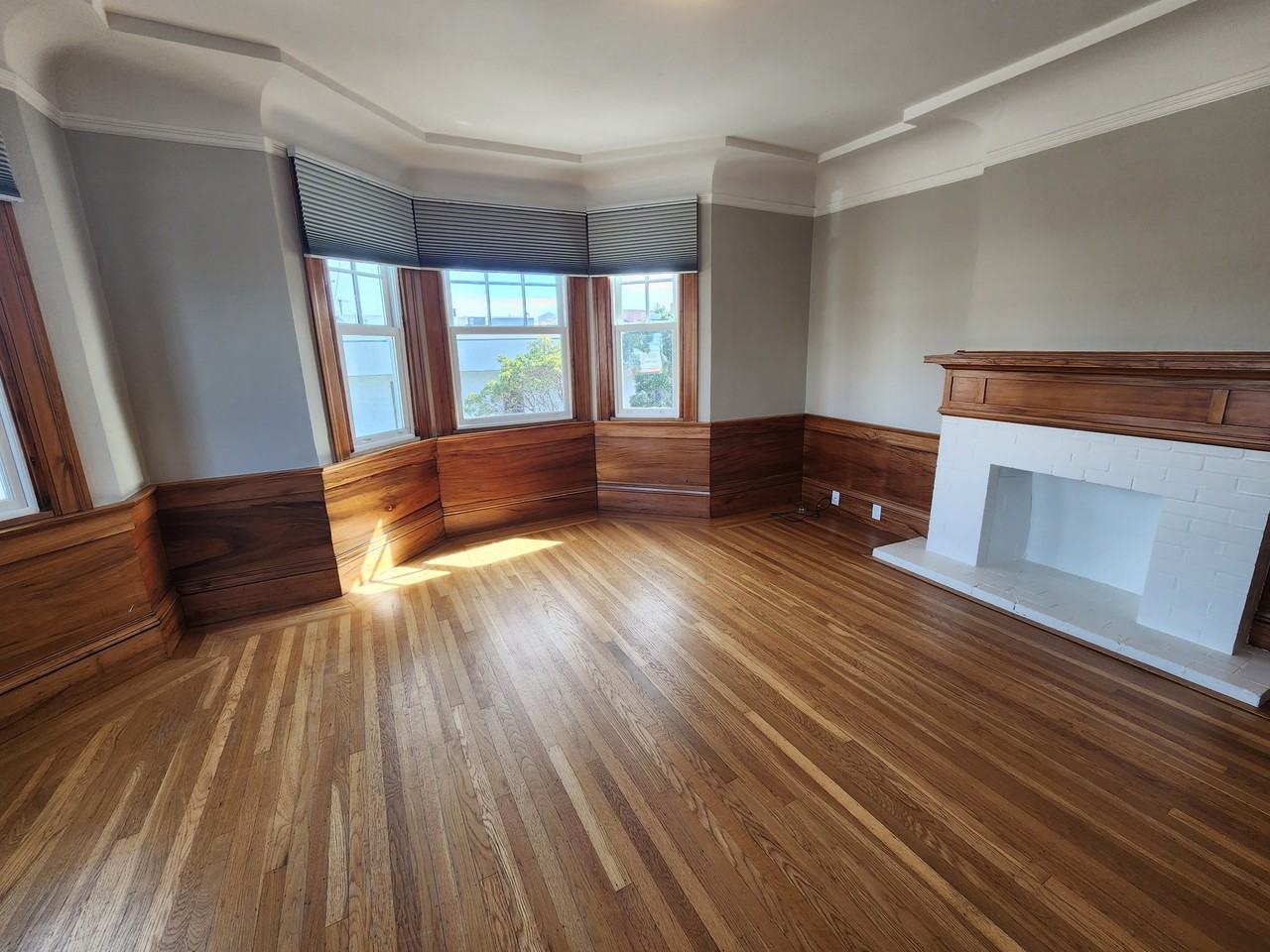 405 22nd Ave #405 - Photo 4 of 10