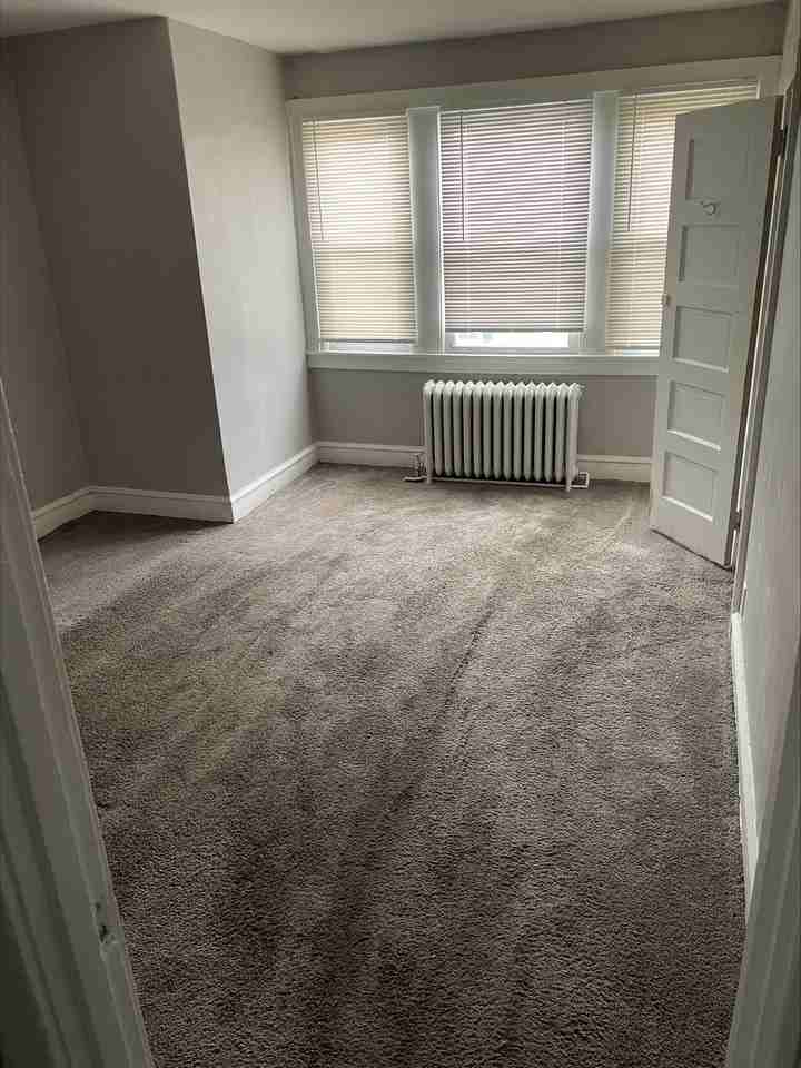 6529 Torresdale Ave #2 - Photo 3 of 7