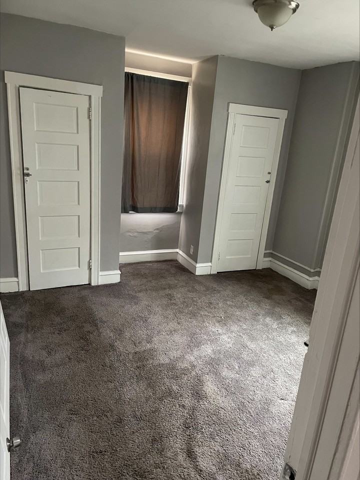 6529 Torresdale Ave #2 - Photo 7 of 7