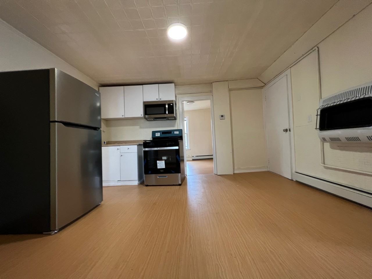 62 N Leonard St #2 - Photo 2 of 11