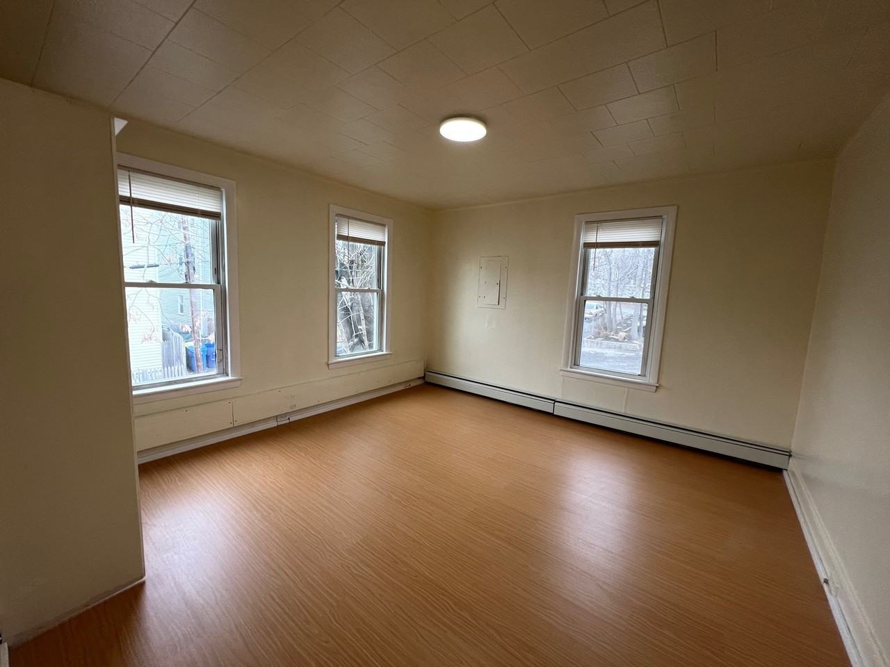 62 N Leonard St #2 - Photo 7 of 11