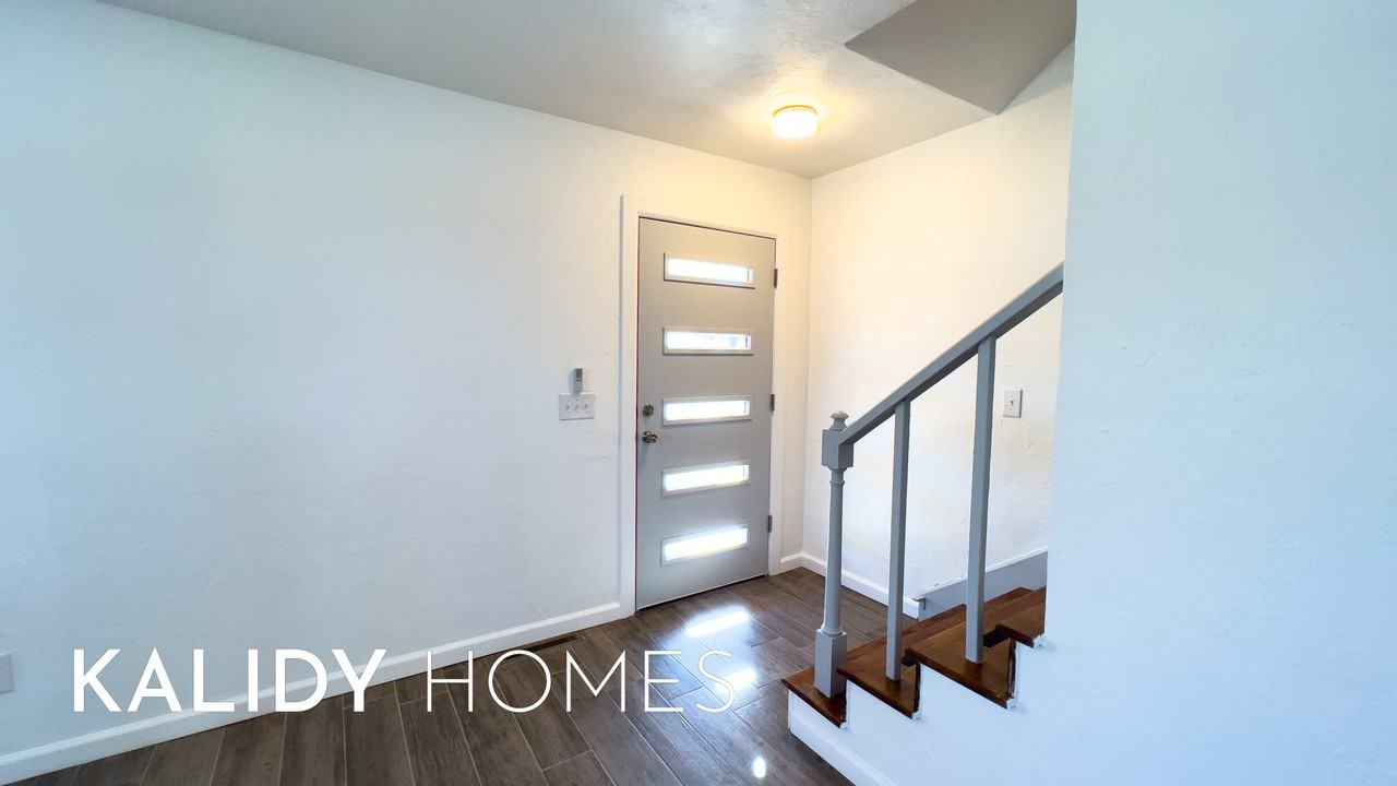 4605 Sunset Terrace #1 - Photo 6 of 50