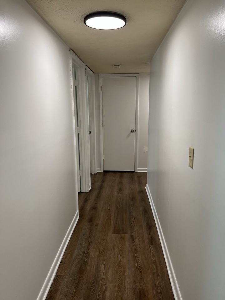 145 Hillview Avenue #20 - Photo 5 of 7