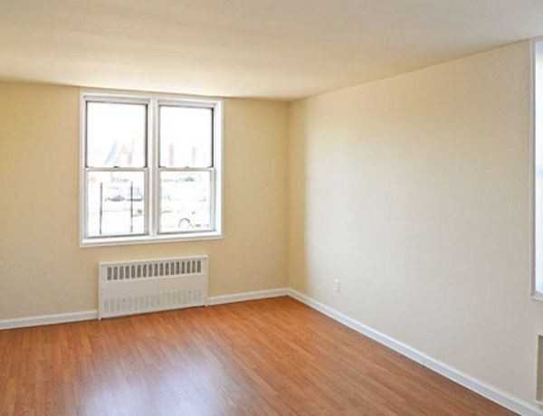 Jamaica Avenue and 226th st - Photo 2 of 6