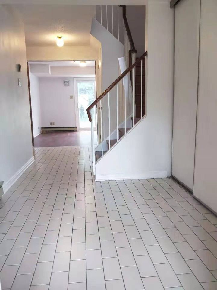 Arbordale Crescent & Centrepointe Dr - Photo 4 of 12