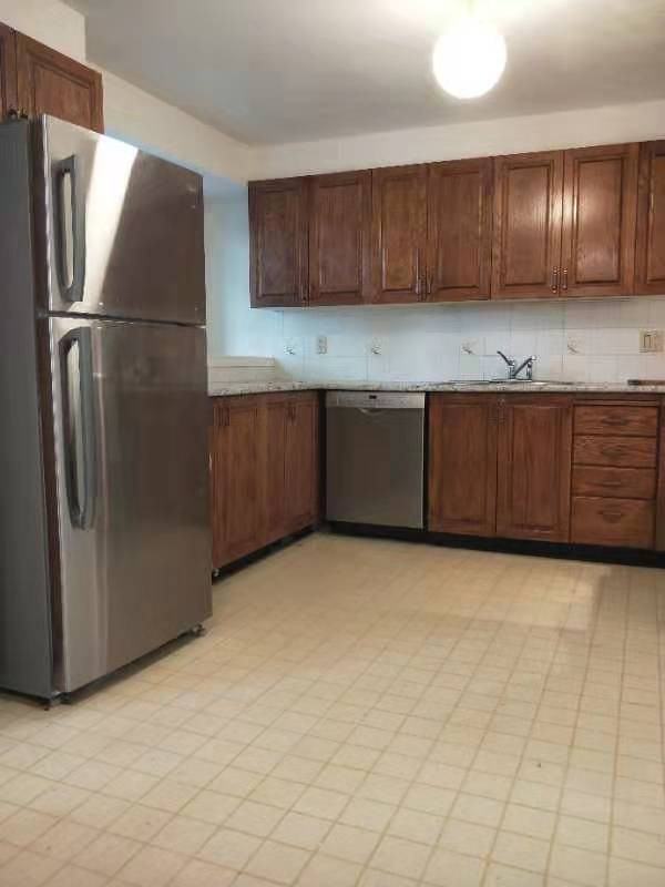 Arbordale Crescent & Centrepointe Dr - Photo 5 of 12