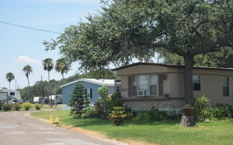 Mesquite St - Photo 2 of 13