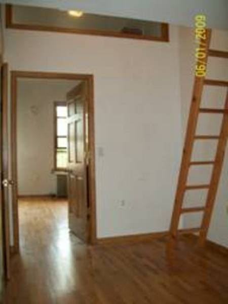 N 8th St & Berry St - Photo 2 of 3