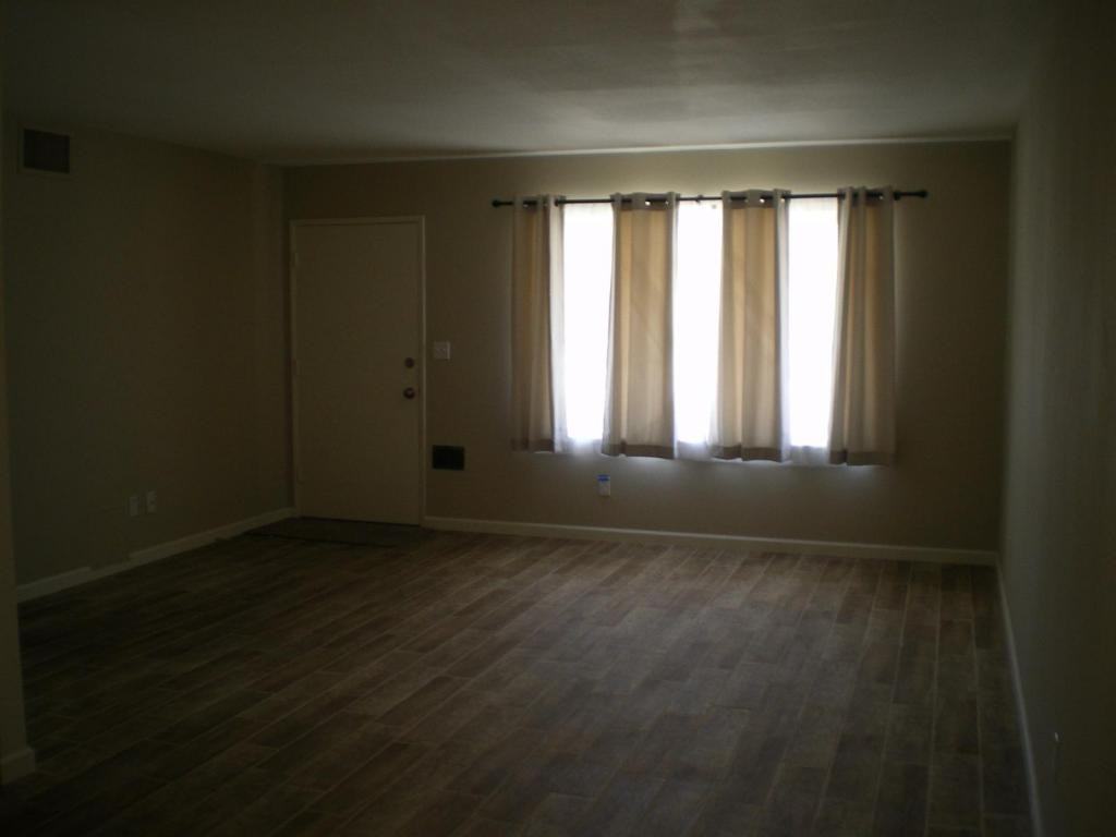 860 Felipe Pl - Photo 4 of 38
