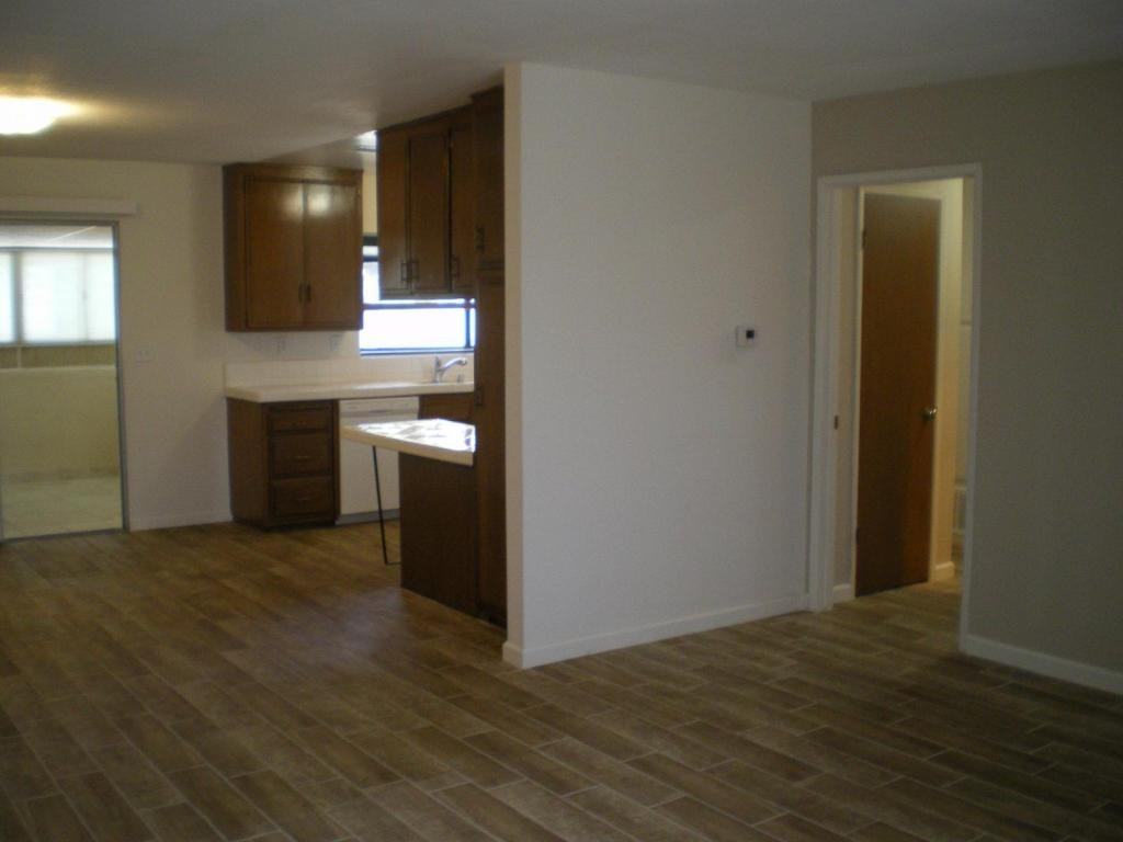 860 Felipe Pl - Photo 5 of 38