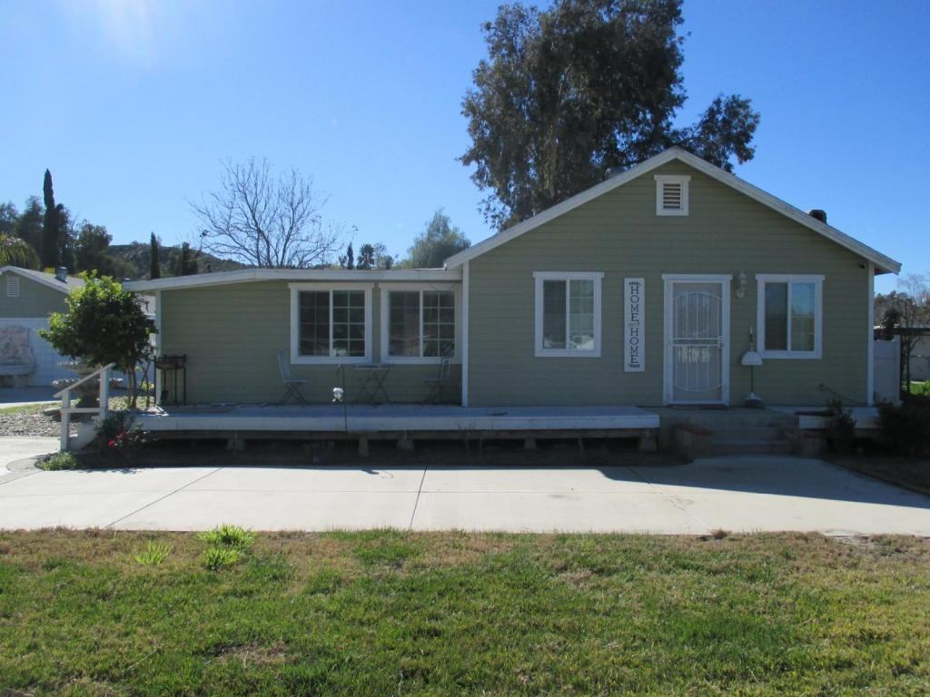 650 E Washington Ave - Photo 3 of 35