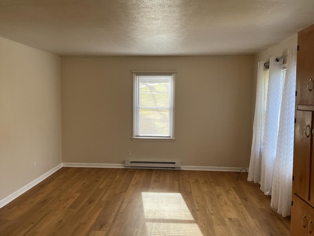 2350 Rolfe St #A - Photo 6 of 8