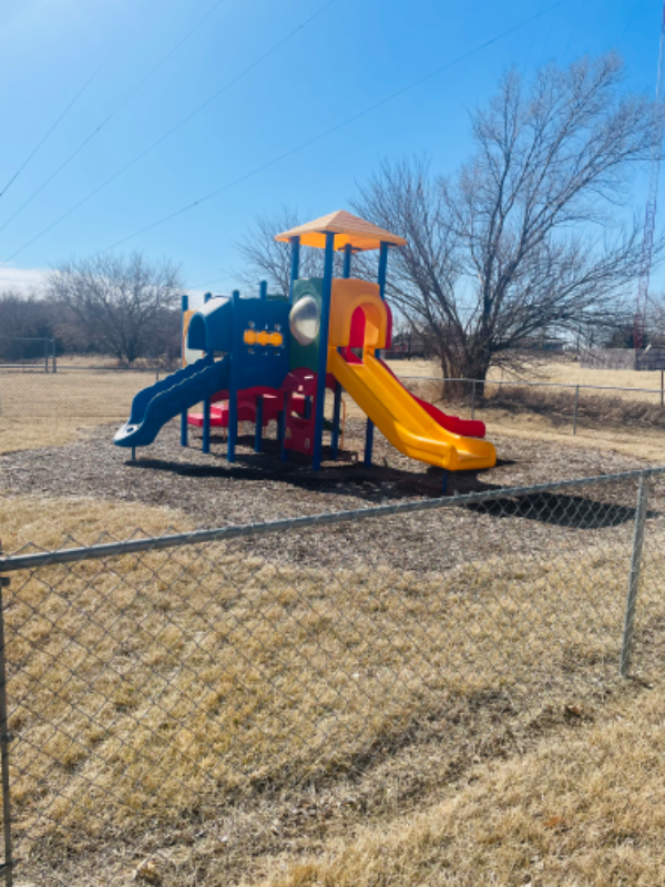 739 W Mary St - Photo 2 of 7